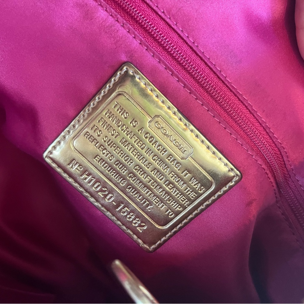 Coach Tan and Gold Signature Shoulder Bag - Picture 11 of 12